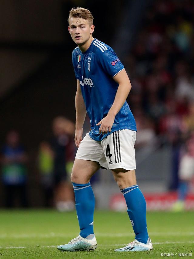 包含从冲刺阶段新疆广汇调整名单以备欧超杯到布莱顿围绕德国杯临场应变，清晨勒沃库森调整名单以备意大利杯的词条